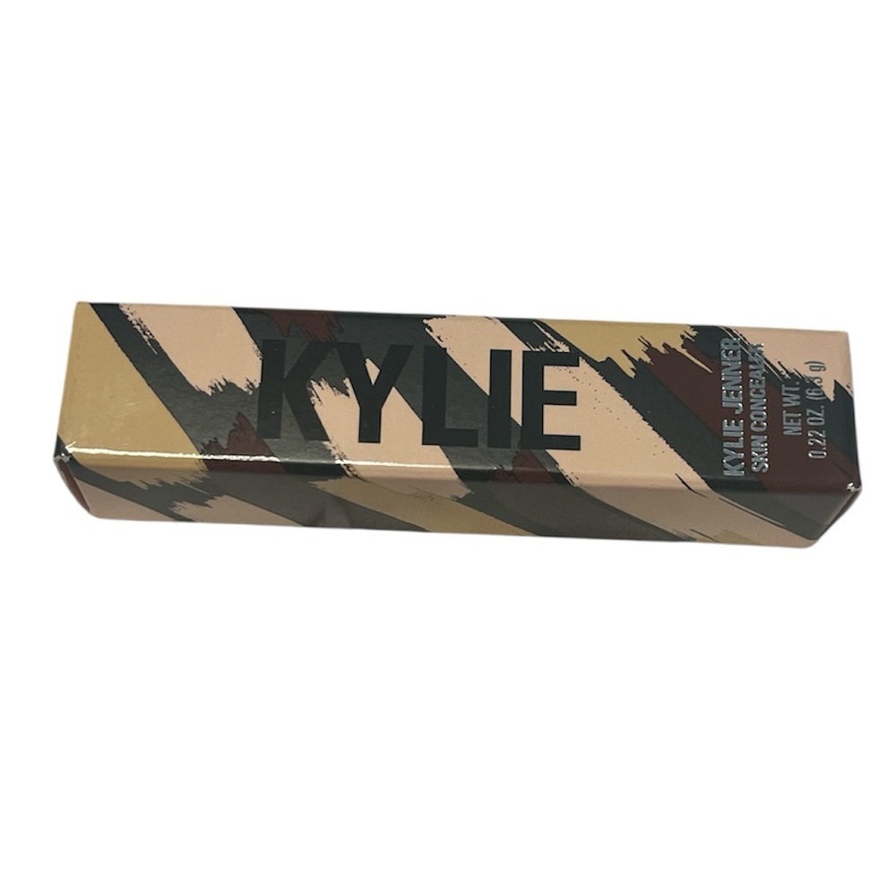 Kylie Concealer with Barcode - Birch